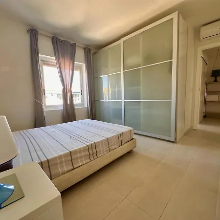 Apartment Be Free In